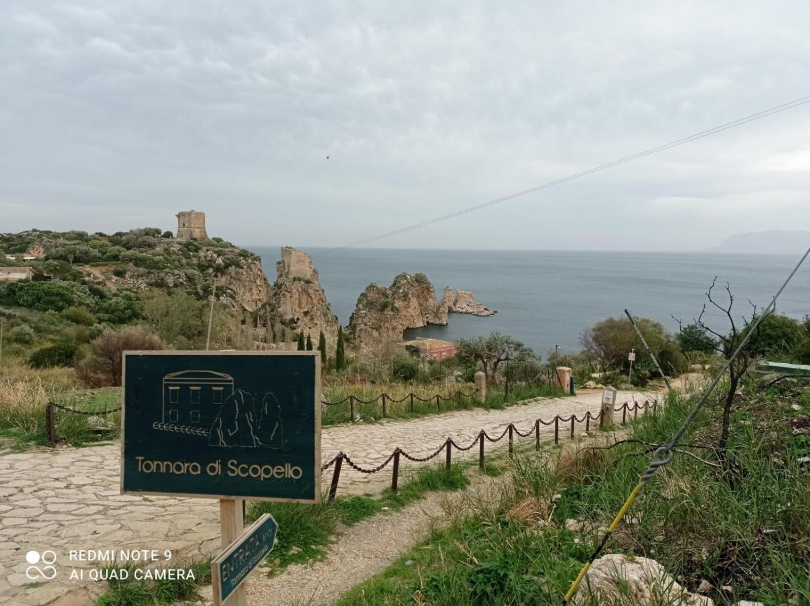 Апартаменти Golden House Кастелламмаре-дель-Гольфо Екстер'єр фото